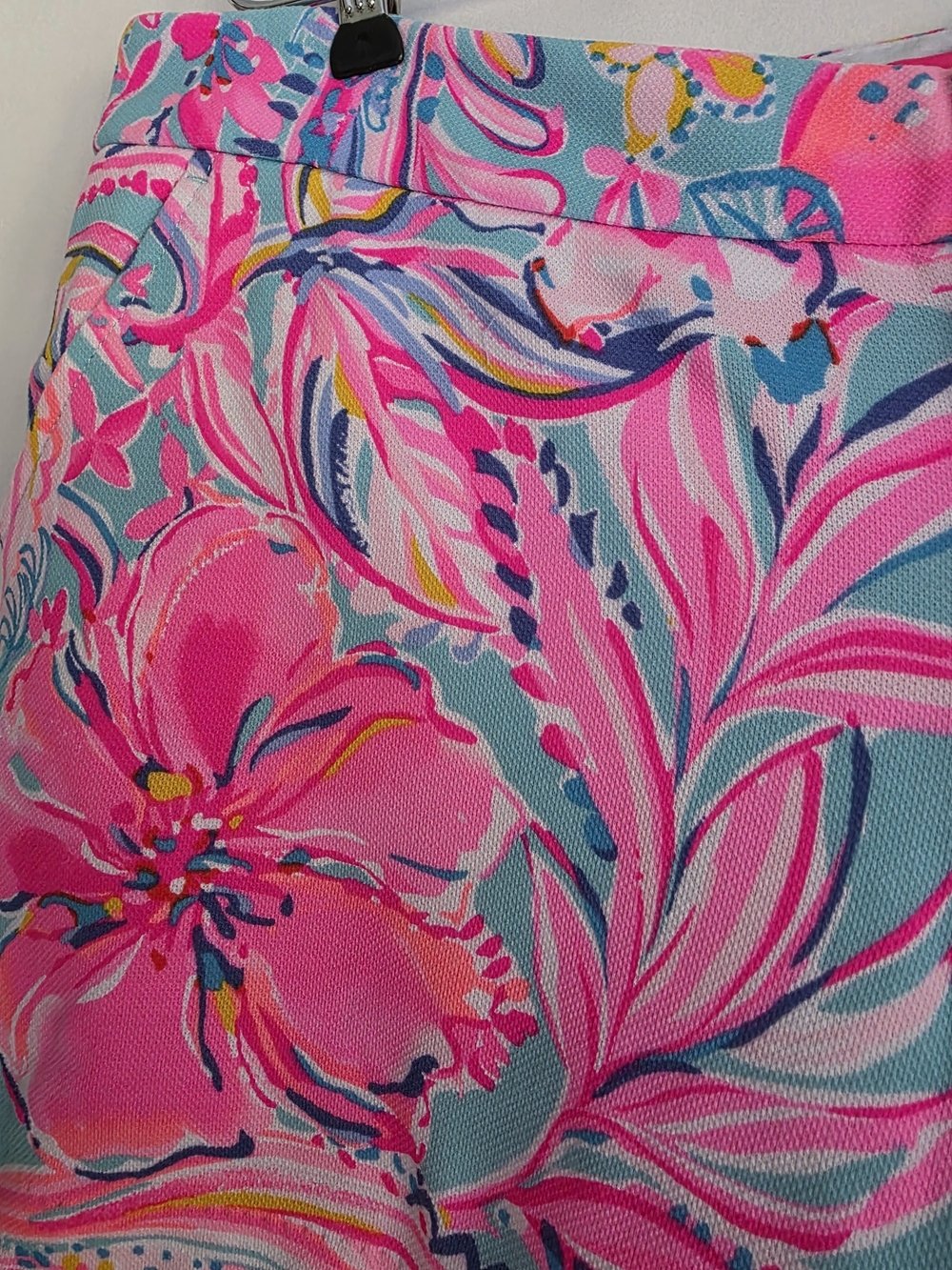 Lilly Pulitzer Pink & Aqua Floral Scallop-Hem Shorts 14 - Picture 2 of 6